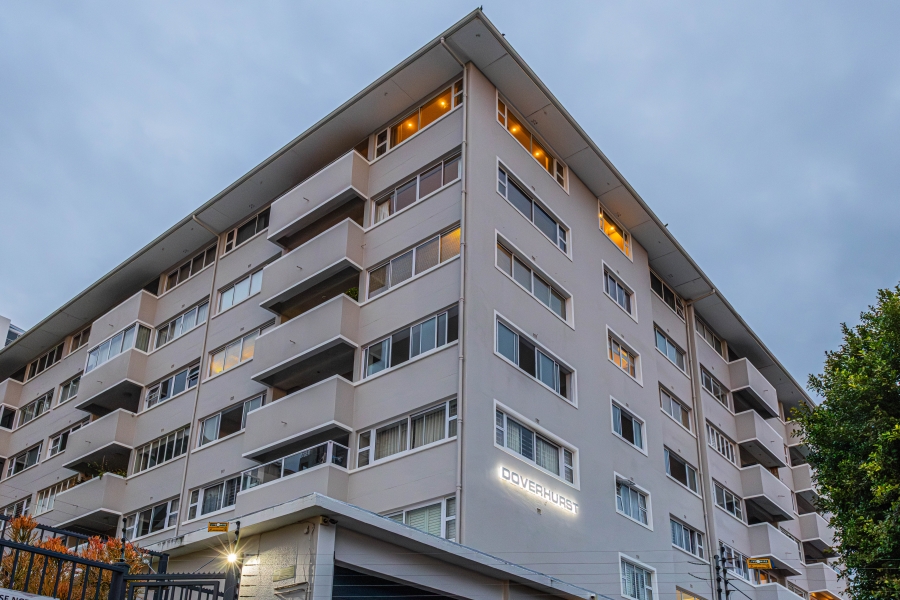 To Let 3 Bedroom Property for Rent in Sea Point Western Cape